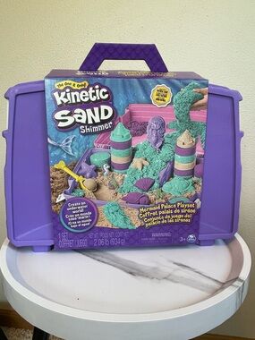 Kinetic Sand Mermaid Palace with 2.06lbs Play Sand Tools & Folding Sandbox